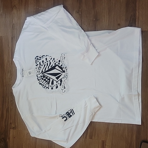 NWT Men's Volcom's official "United States Snowboarding Team" T-Shirt. Sz Lrg - Picture 2 of 6